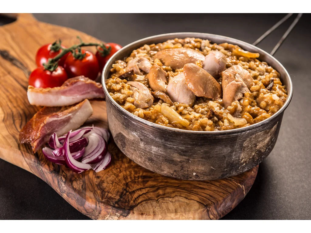 Hähnchen auf Wildart mit Reis